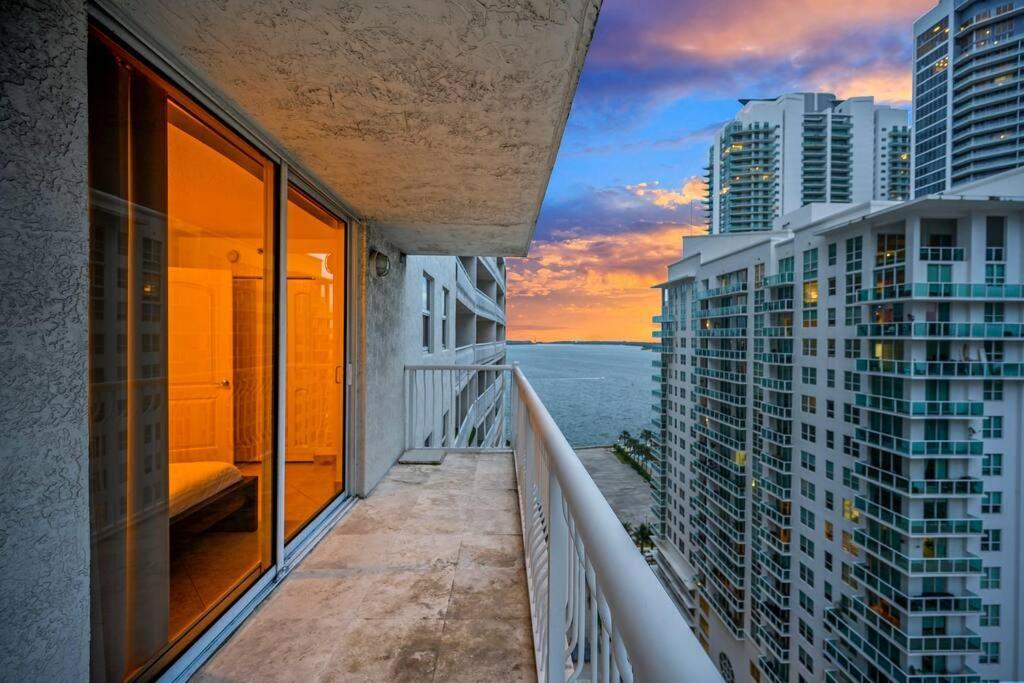 40Th Floor Priceless Unit Central Location Miami Exterior photo